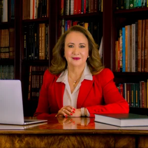 Yasmín Esquivel Mossa