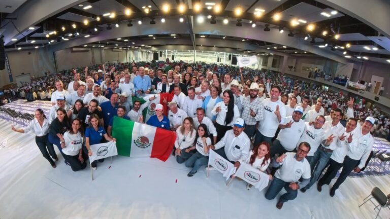 Aspectos durante el evento #yoconmaru celebrado en el centro de convenciones y exposiciones de Chihuahua