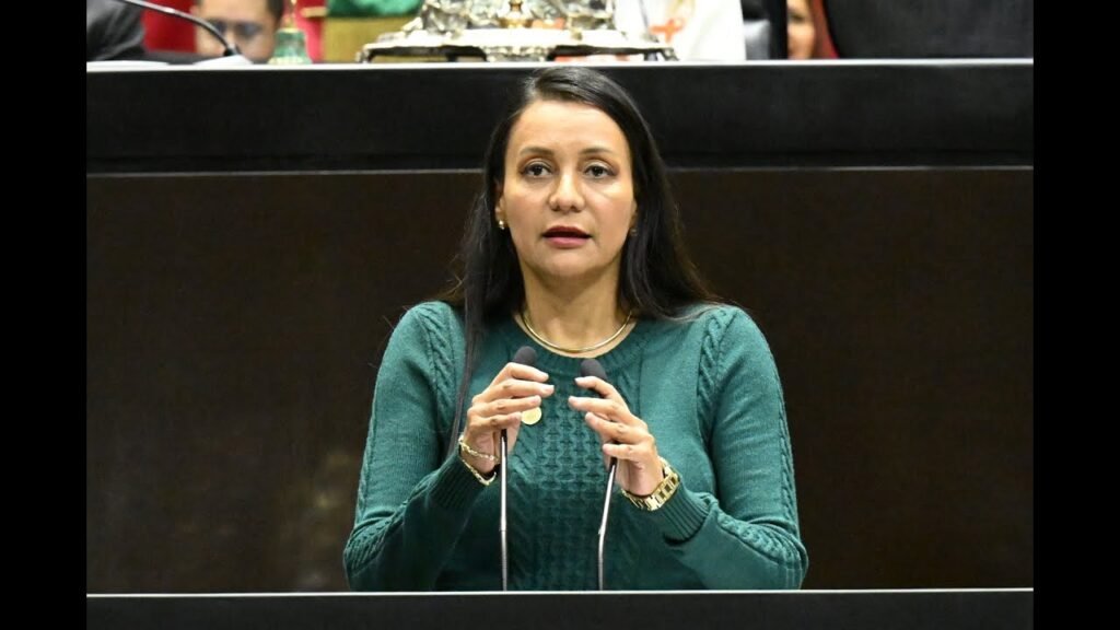 Gabriela Benavides Cobos (Partido Verde Ecologista (PVEM)), Diputado Federal, perfil político en Wikipol