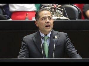 Raúl Bolaños Cacho Cué