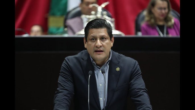 Francisco Adrián Castillo Morales (Movimiento de Regeneración Nacional (MORENA)), Diputado Federal, perfil político en Wikipol