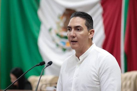 Héctor Javier Santana García (Movimiento de Regeneración Nacional (MORENA)), Presidente Municipal, perfil político en Wikipol
