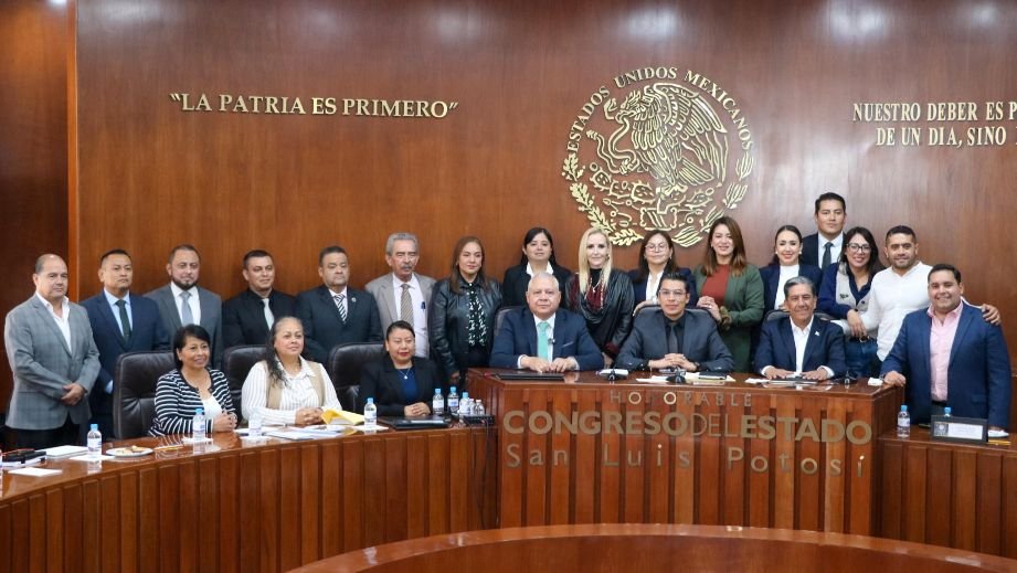 Ricardo Gallardo (Partido Verde Ecologista (PVEM)), actividad política documentada en Wikipol