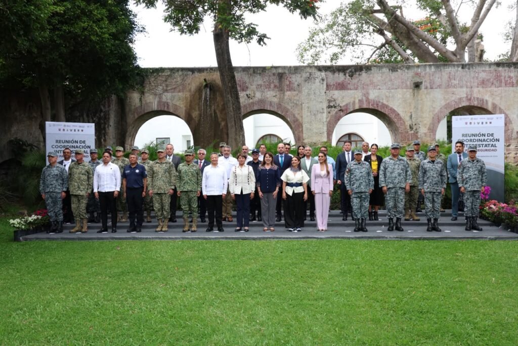 Fotografía de evento político publicada en Wikipol