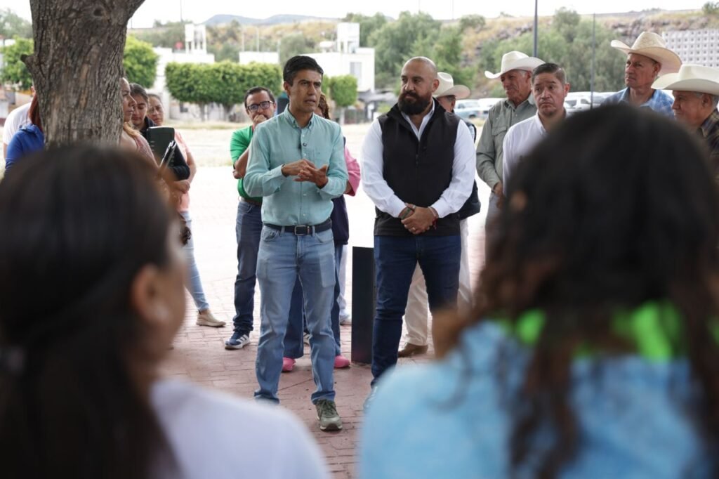 Mauricio Kuri González (Partido Acción Nacional (PAN)), actividad política documentada en Wikipol