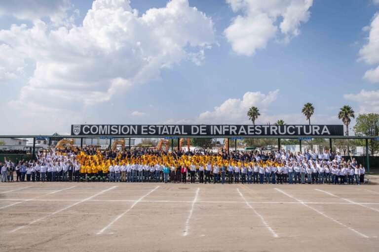 Galería: En Querétaro se garantiza la conectividad y conservación de la red carretera con brigadas activas las 24 horas