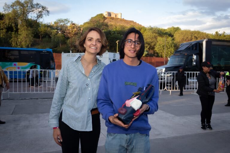 Galería: Premia López Birlain a los ganadores del concurso Rituales: Arte y Vino en Querétaro