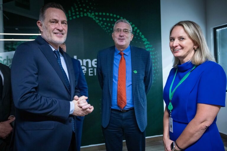 Galería: Reafirma Schneider Electric confianza en Querétaro con la inauguración de nuevo campus
