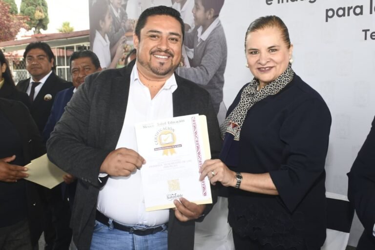 Galería: Puebla y Federación certifican escuelas saludables e inician vacunación invernal