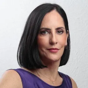 Lía Limón García