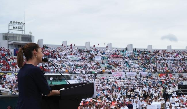 En Chiapas, 40 mil personas corean por la transformación y atestiguan rendición de cuentas de la Presidenta Claudia Sheinbaum
