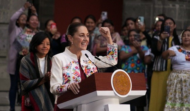 Presidenta Claudia Sheinbaum anuncia creación de nuevos Planes de Justicia que incluirán a mujeres indígenas artesanas