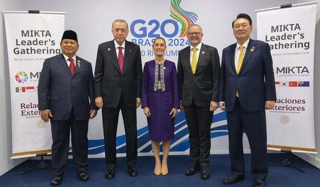 Reunión de Líderes MIKTA. Cumbre del G20 en Río de Janeiro