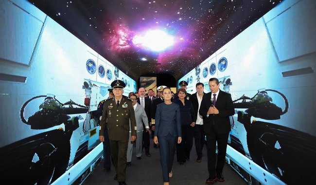 Inaugura Presidenta Feria Aeroespacial México 2025 para impulsar el intercambio comercial, la inversión extranjera y la generación de empleo